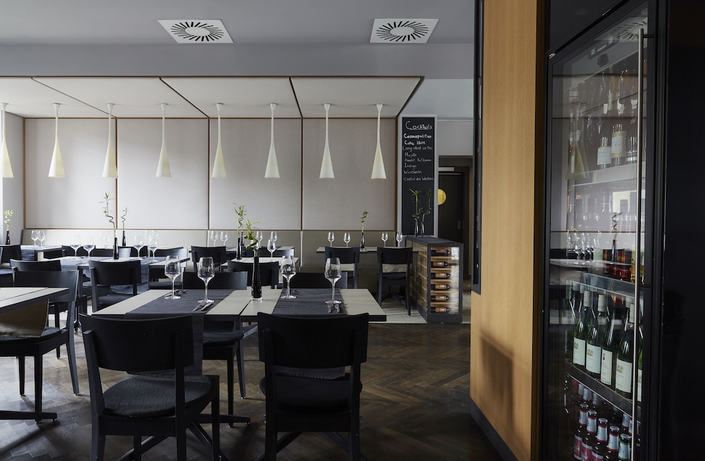 Hotel Indigo Berlin - Ku'damm 24