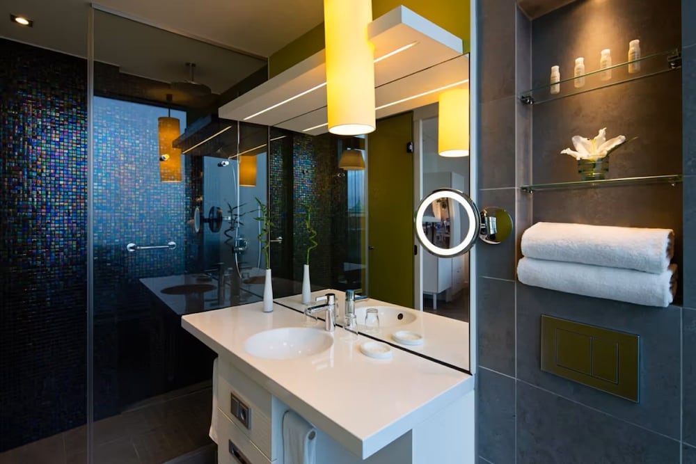 Hotel Indigo Berlin - Ku'damm 18