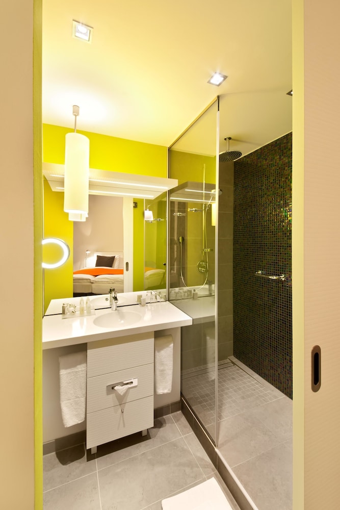 Hotel Indigo Berlin - Ku'damm 16