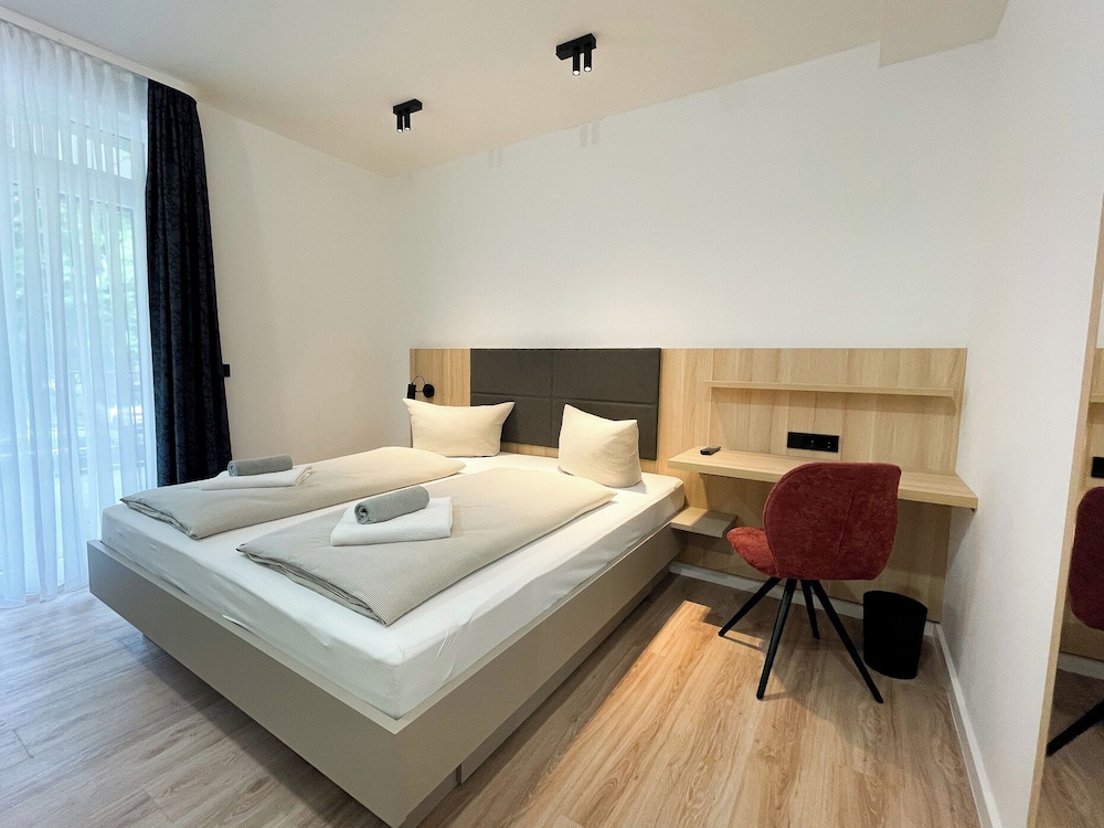 Holi Hostel Hotel 24