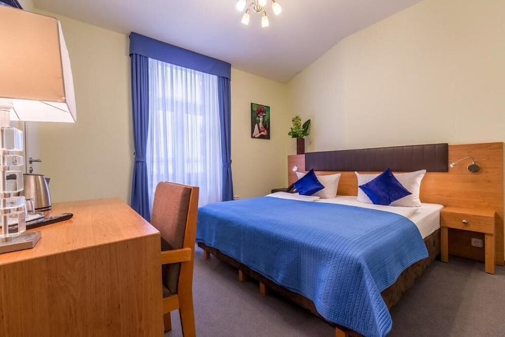 Hotel Expo 9