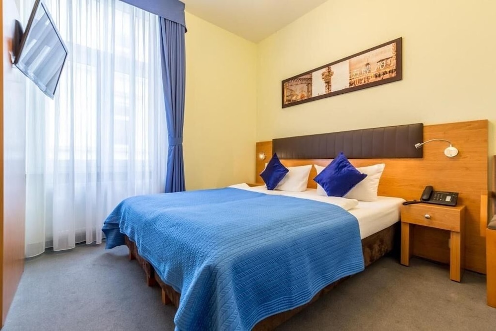 Hotel Expo 10