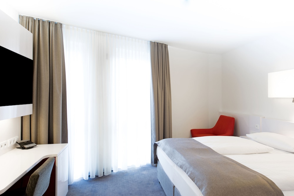 DORMERO Hotel Frankfurt Messe 5