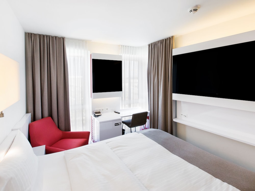 DORMERO Hotel Frankfurt Messe 13