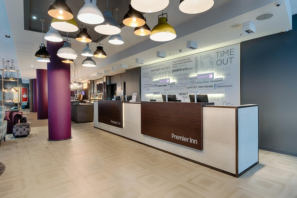 Premier Inn Berlin Alexanderplatz 3