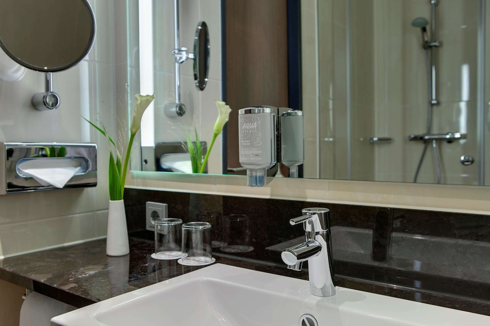 IntercityHotel Berlin Hauptbahnhof 12