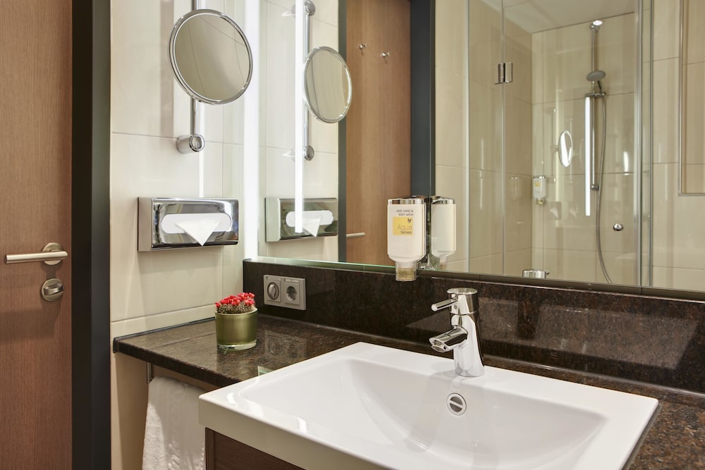 IntercityHotel Berlin Hauptbahnhof 14
