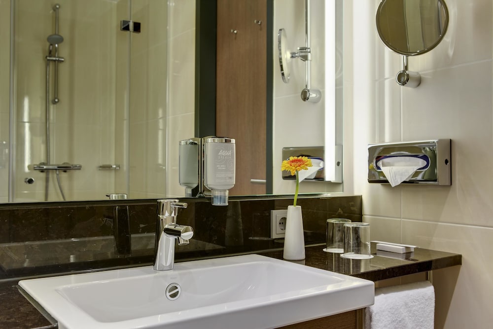 IntercityHotel Berlin Hauptbahnhof 13