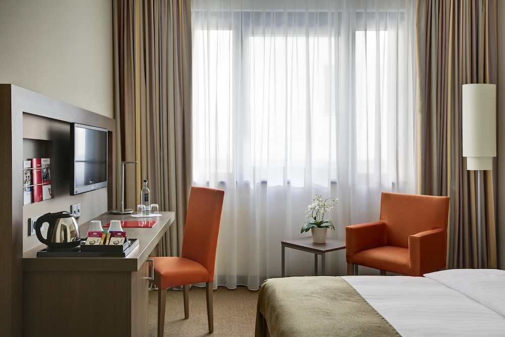 IntercityHotel Berlin Hauptbahnhof 8