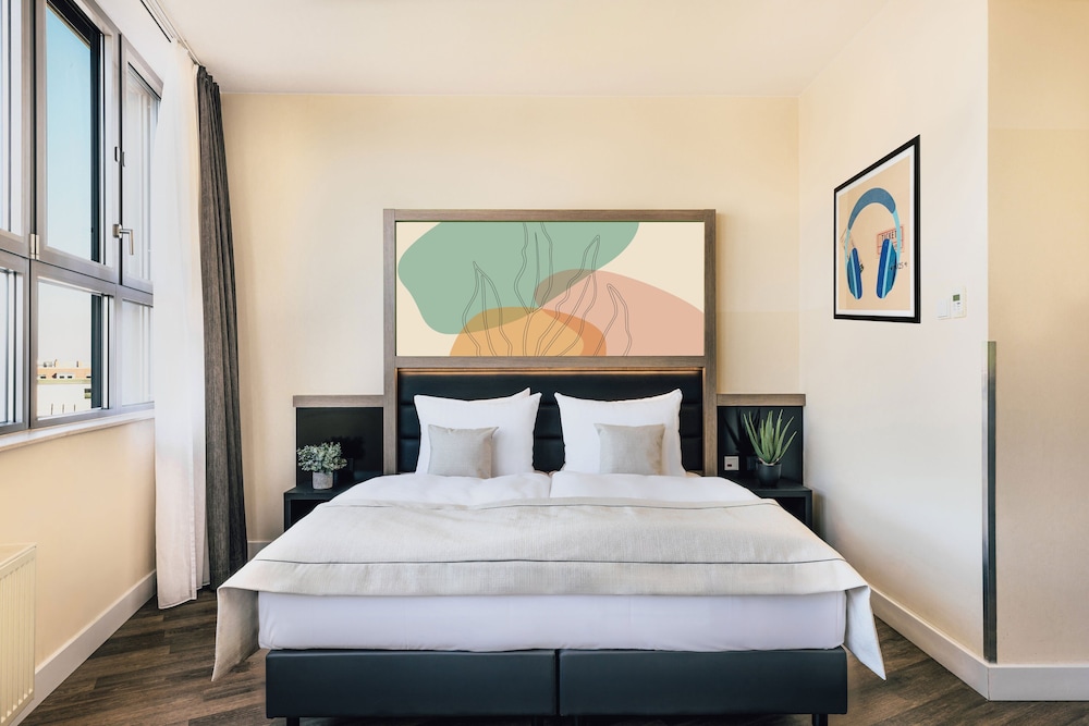 Garner Hotel Berlin - Charlottenburg 14