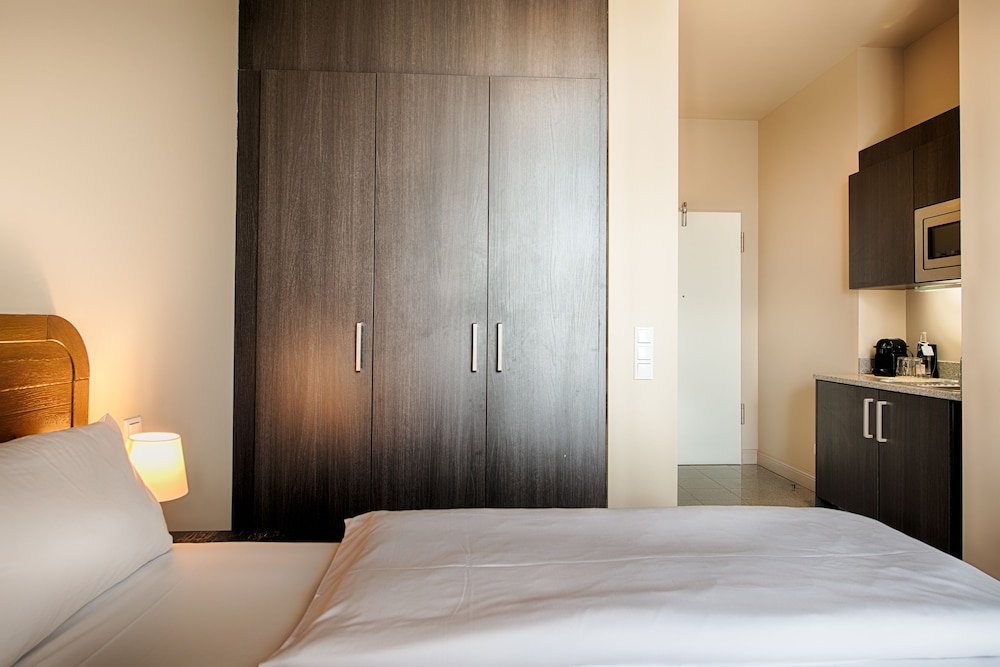 mondrian suites berlin checkpoint charlie 24