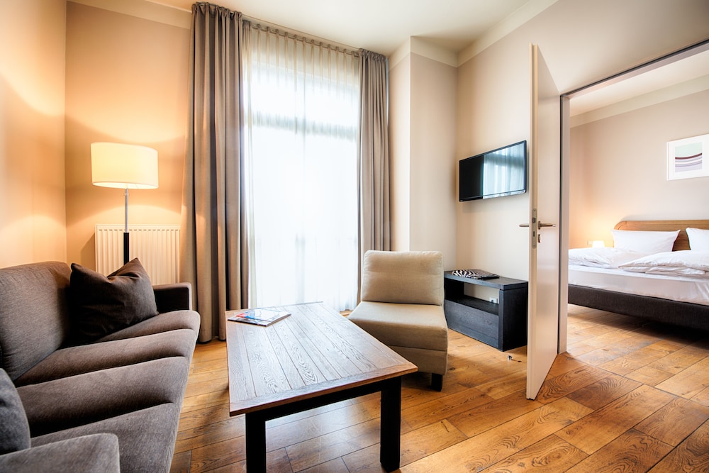 mondrian suites berlin checkpoint charlie 23