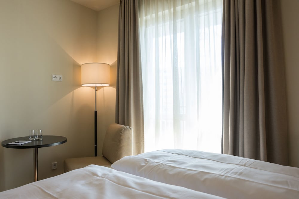 mondrian suites berlin checkpoint charlie 18