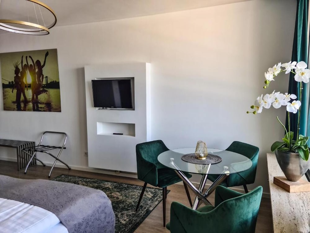 Rheinblick Appartments 6