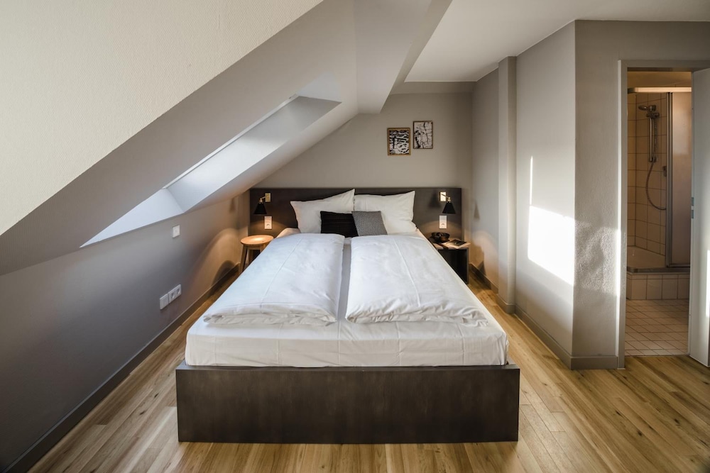 Bold Hotel Frankfurt Messe 8