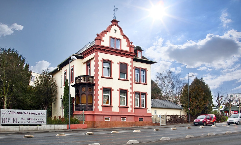 Hotel ARENA Villa Am Wasserpark 1