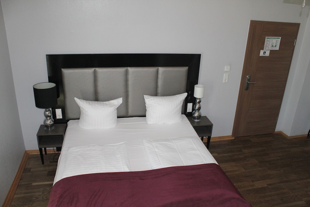 Hotel ARENA Villa Am Wasserpark 19