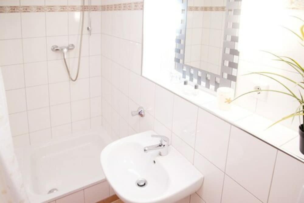Altstadt Hotel Barcelona 13