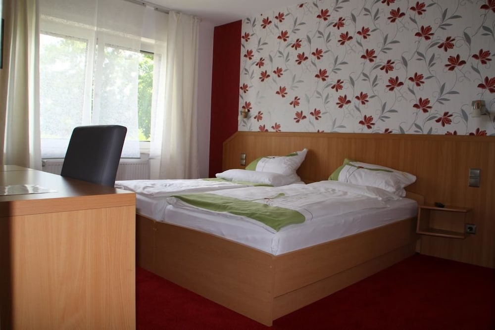 Hotel Garten 3