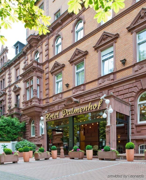 Palmenhof 4