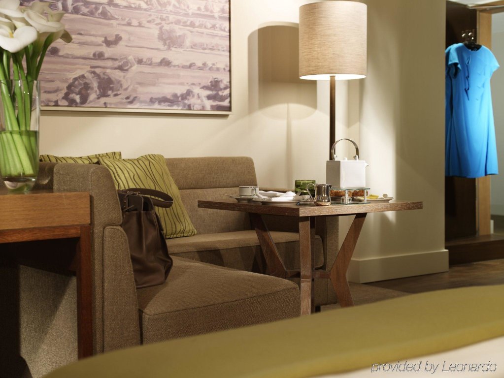The Florentin by Althoff Collection 3