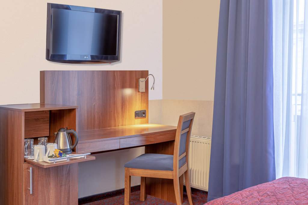 Ramada by Wyndham Frankfurt Central Station 5