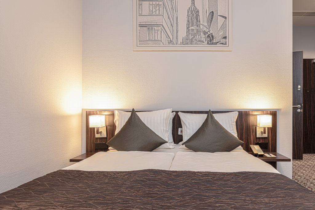 Ramada by Wyndham Frankfurt Central Station 7