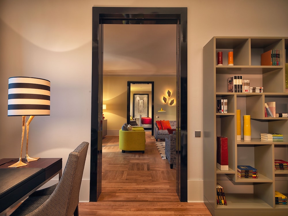 Hotel de Rome 17
