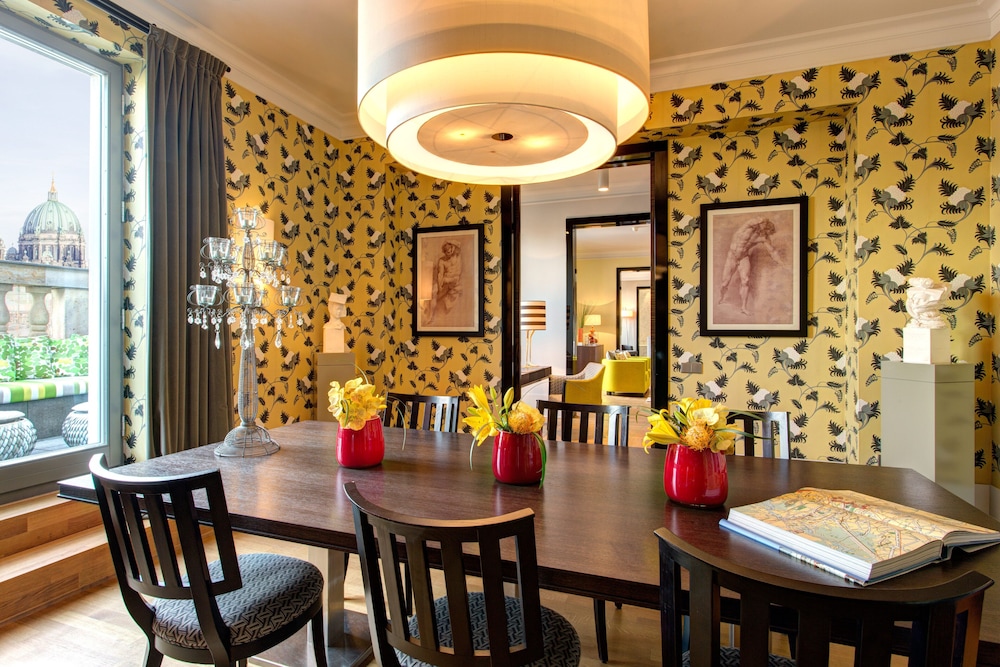 Hotel de Rome 23