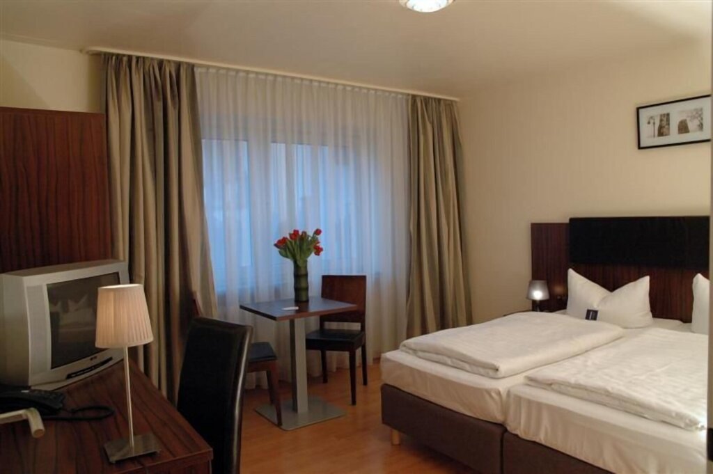City Hotel Mercator 11