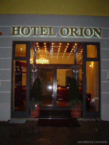 Orion 4