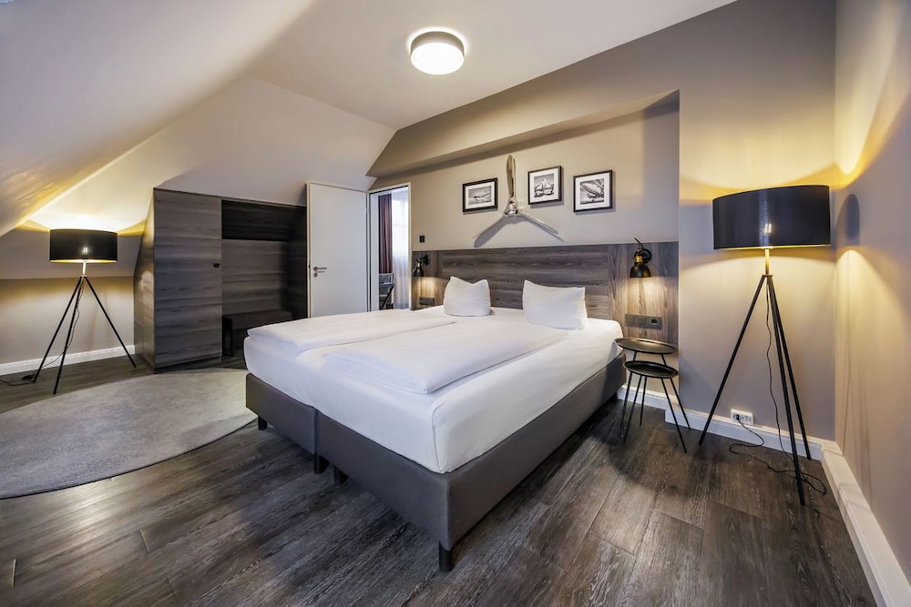 Airporthotel Berlin-Adlershof 14