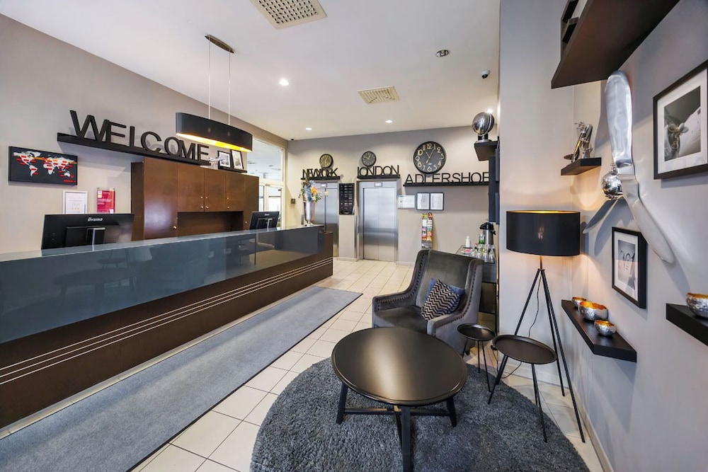 Airporthotel Berlin-Adlershof 2