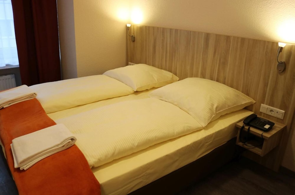 Hotel Paris 19