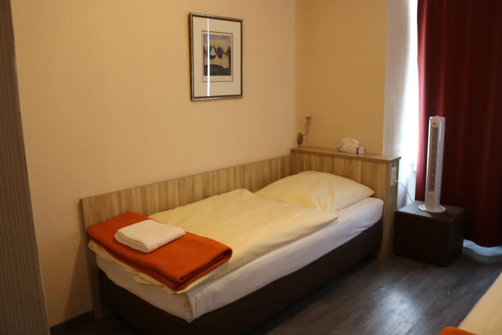 Hotel Paris 18