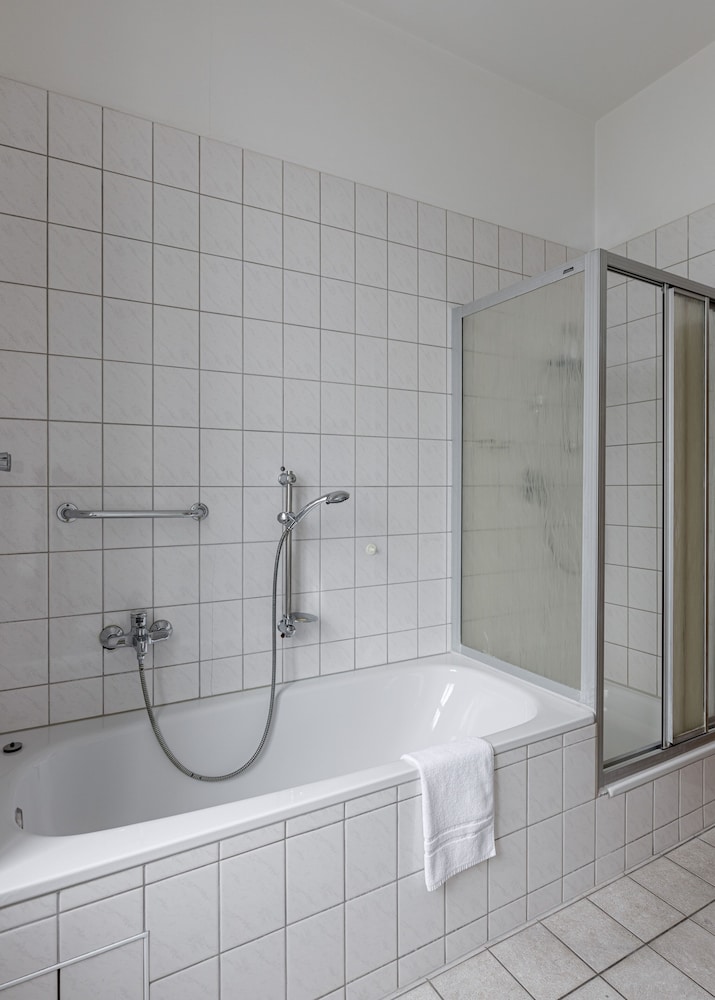 Nova Berlin 16