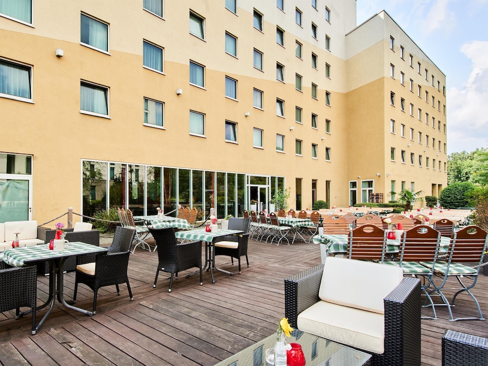 B&B HOTEL Frankfurt-Messe 1
