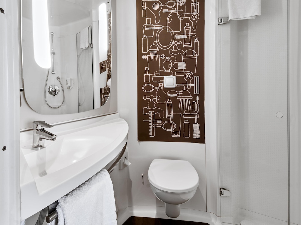 B&B HOTEL Frankfurt-Messe 24