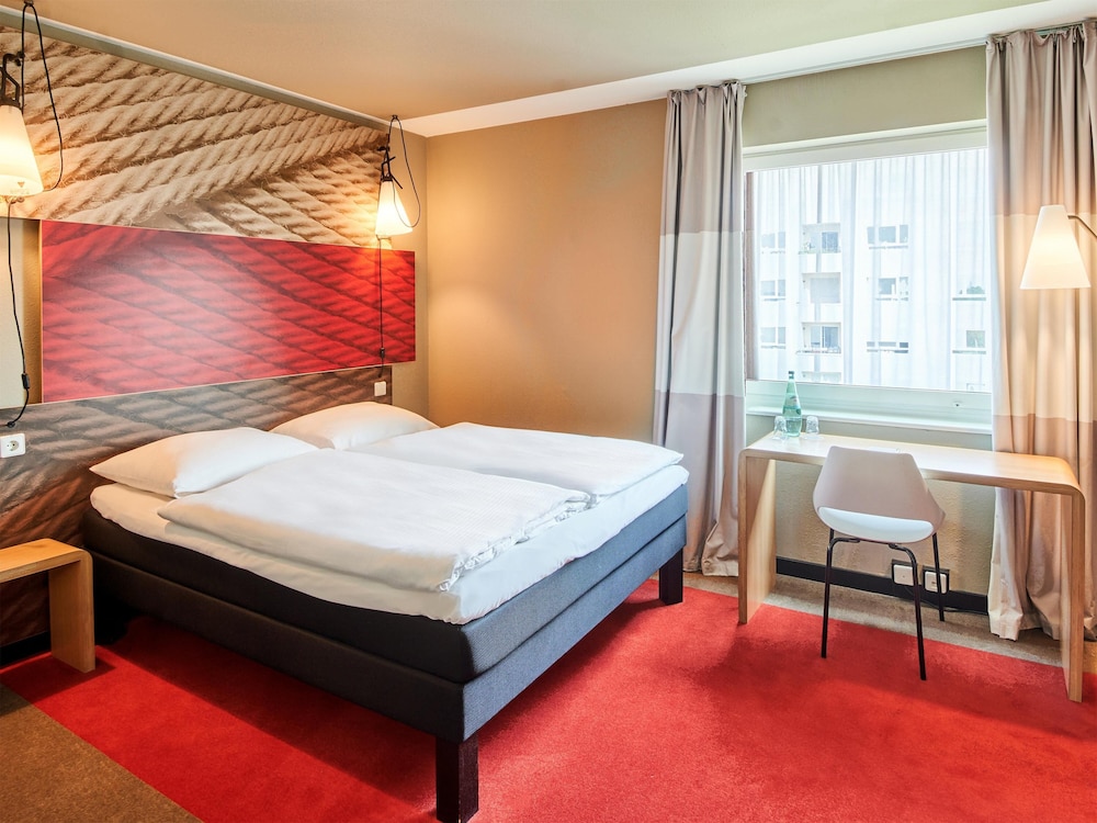 B&B HOTEL Frankfurt-Messe 6