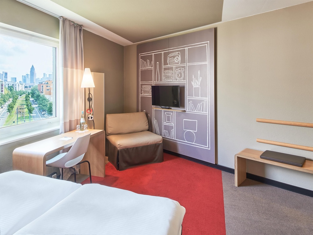 B&B HOTEL Frankfurt-Messe 14