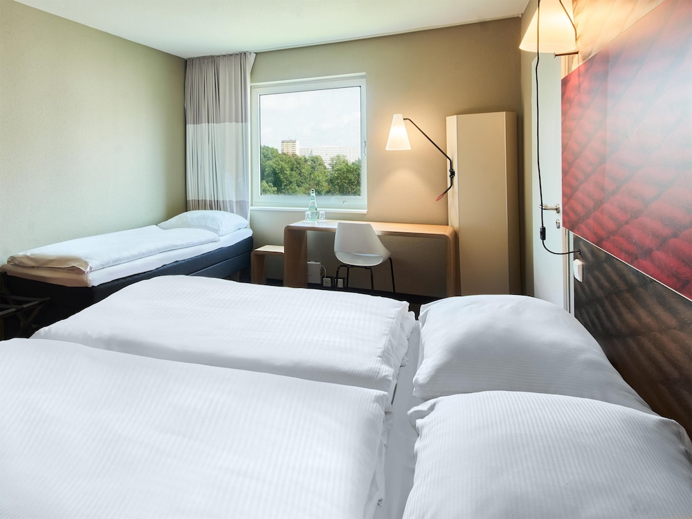 B&B HOTEL Frankfurt-Messe 11