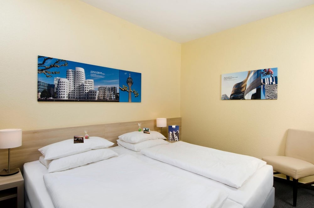 Hotel am Hofgarten 14