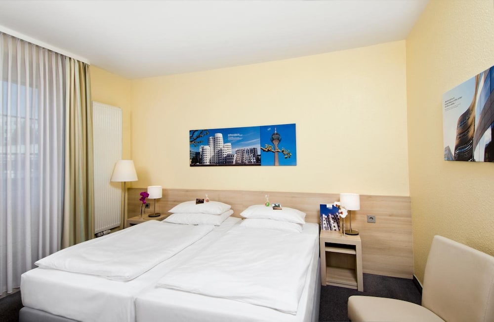 Hotel am Hofgarten 15