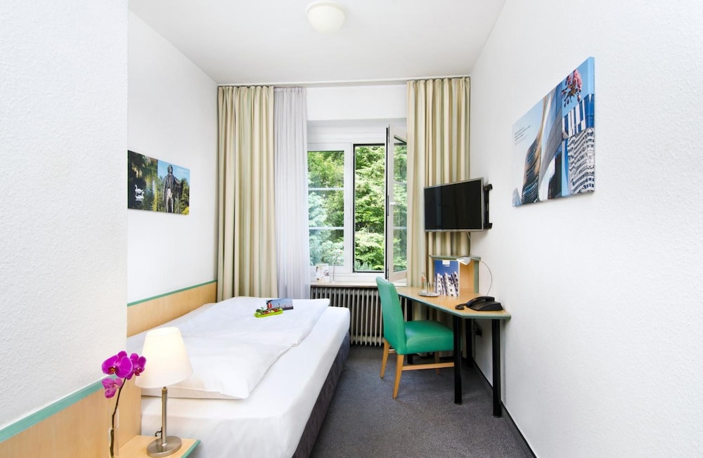 Hotel am Hofgarten 11