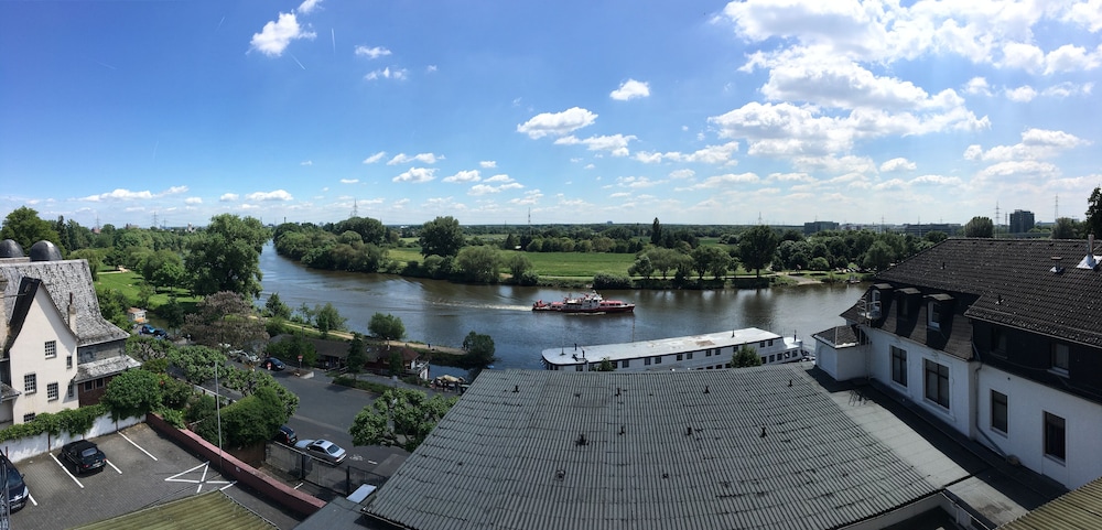 Tagungshotel Höchster Hof 22