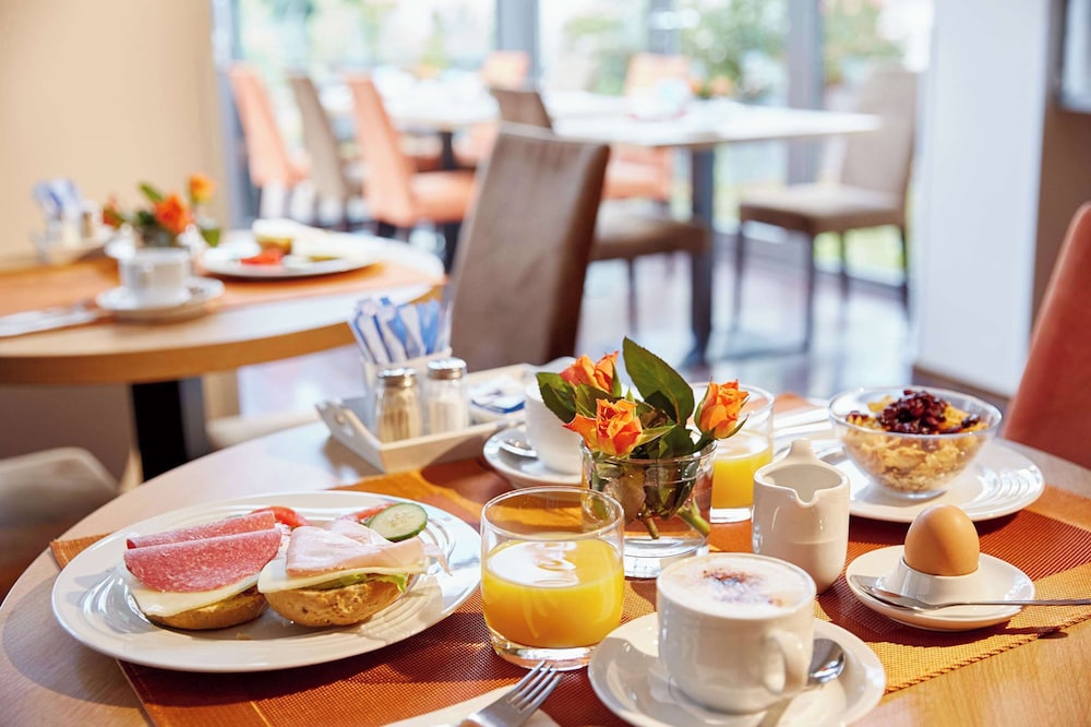 Hotel Imperial Dusseldorf, Sure Hotel Collection by BW 21