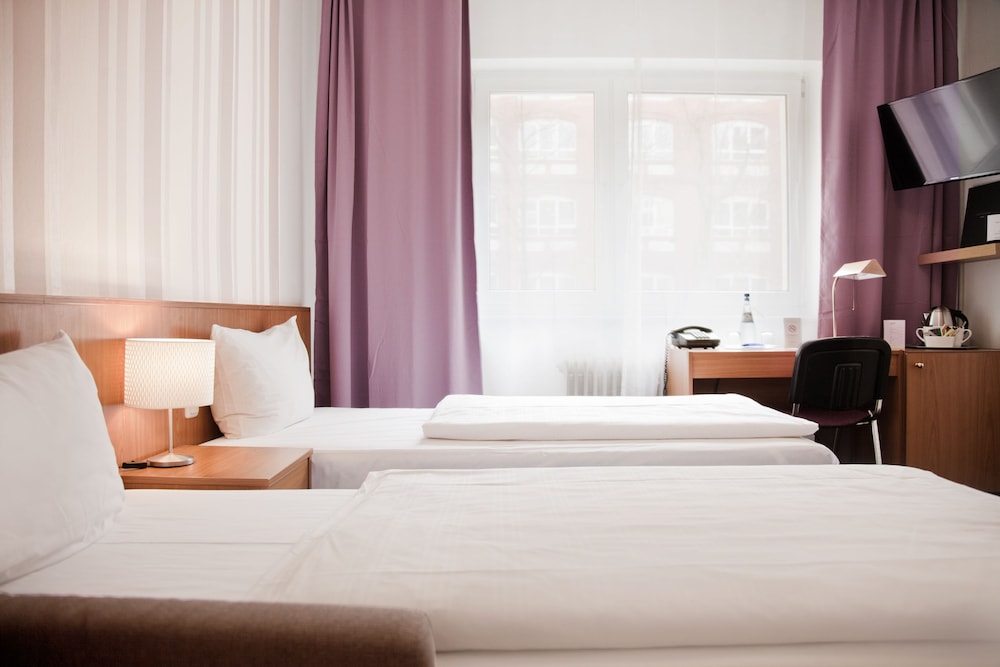 Hotel Les Nations 16
