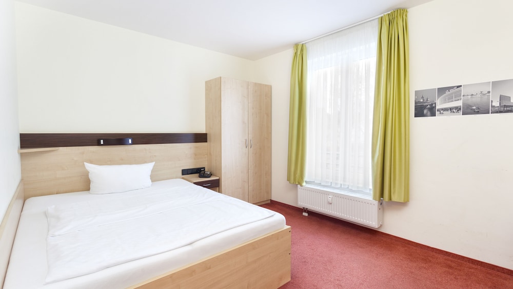 Hotel Mit-Mensch 13