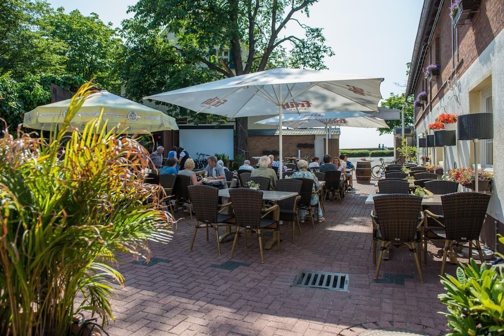 Zum Vater Rhein 22
