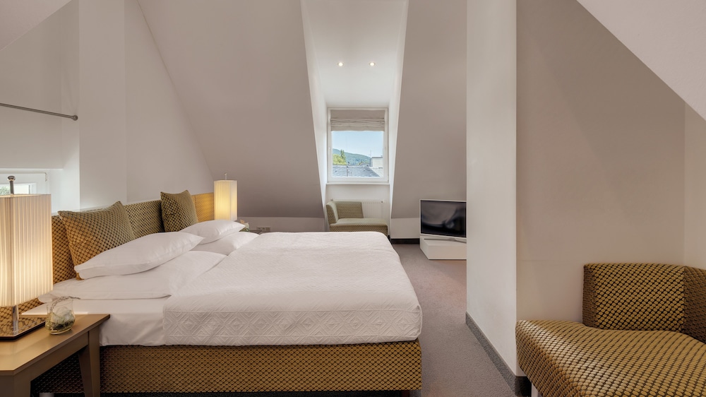 Boutiquehotel Dreesen - Villa Godesberg 8